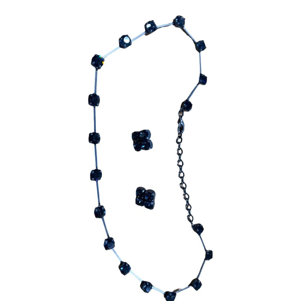 Blue‎ and Black Necklace
